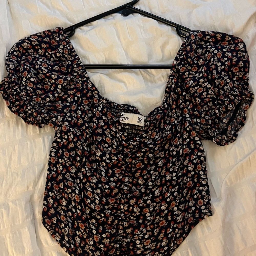 Floral Puff Sleeve Top